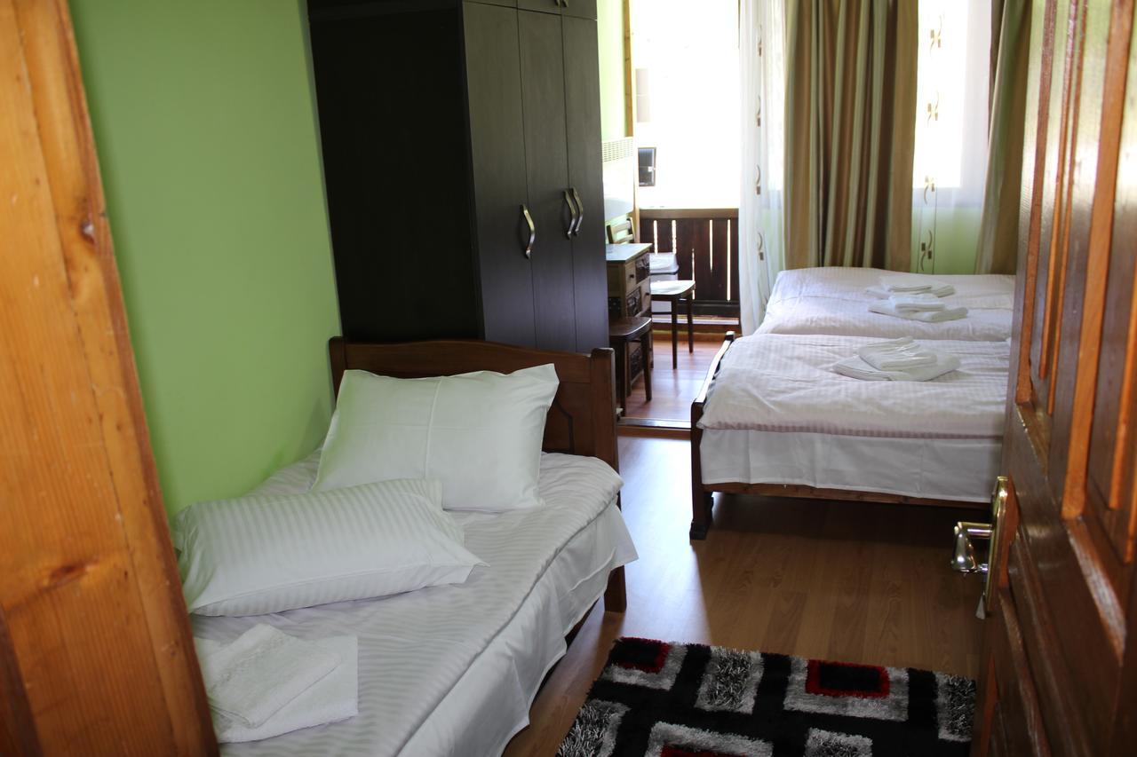 Salome Guest House Mestia Exterior photo