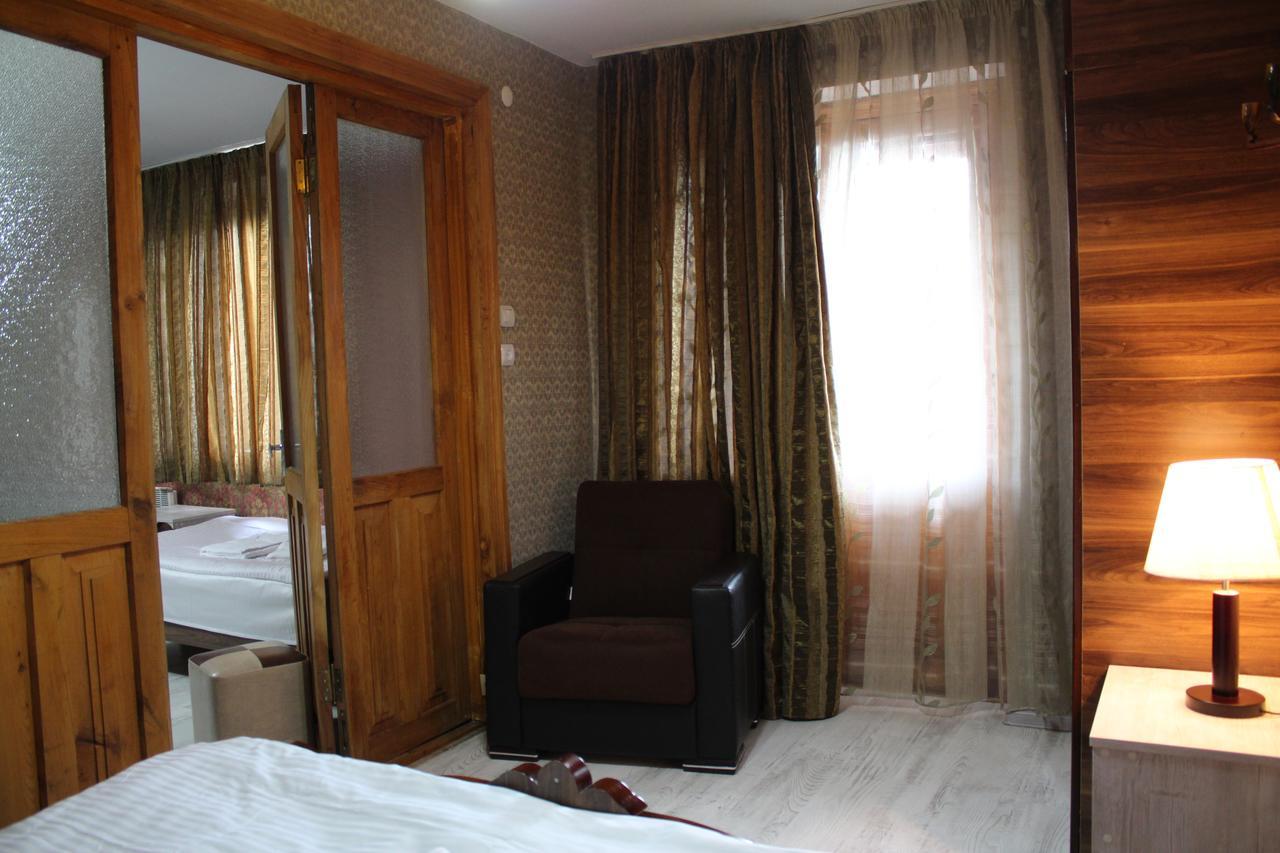 Salome Guest House Mestia Exterior photo
